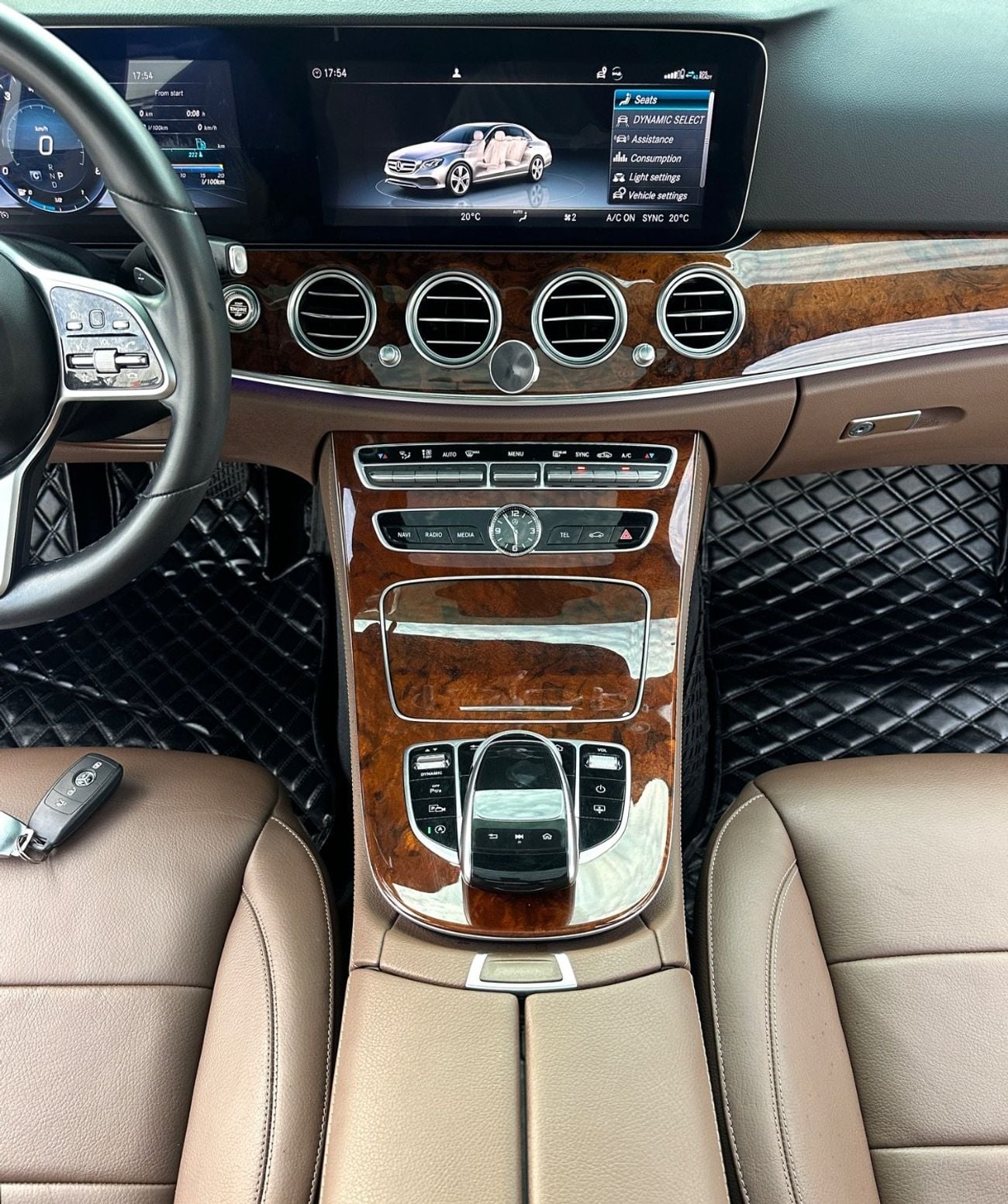 مرسيدس بنز E300