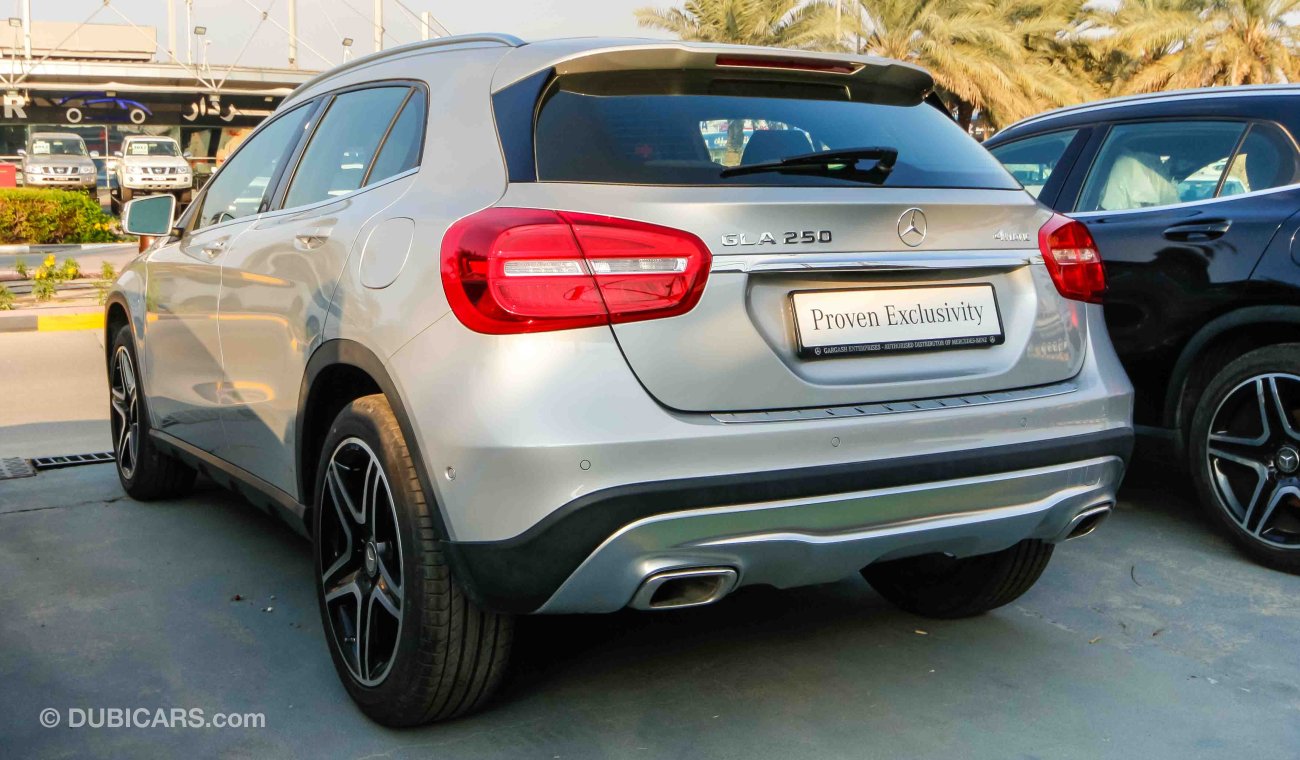 مرسيدس بنز GLA 250 4 Matic