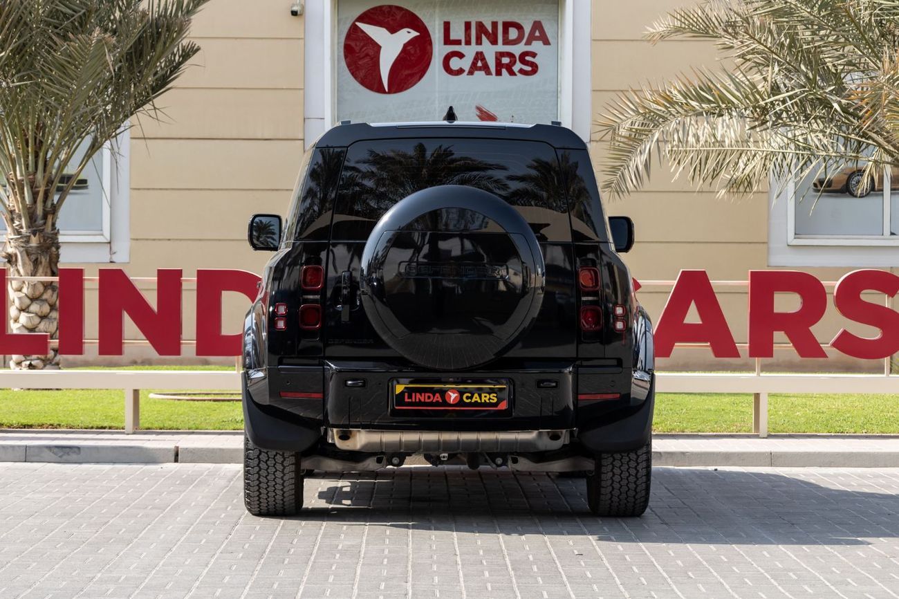 لاند روفر ديفندر P300 90 X-Dynamic SE 2.0L (5 Seater)