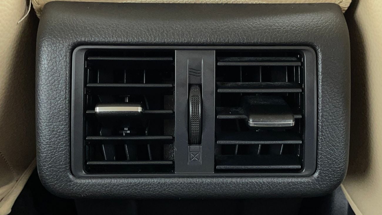 ميتسوبيشي آوتلاندر GLS MID 3 | بدون دفعة مقدمة | اختبار قيادة مجاني للمنزل