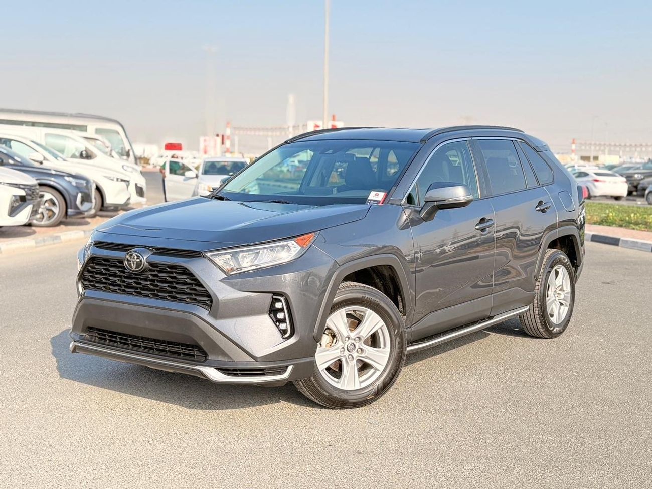 Toyota RAV4 XLE 2.5 L Full option