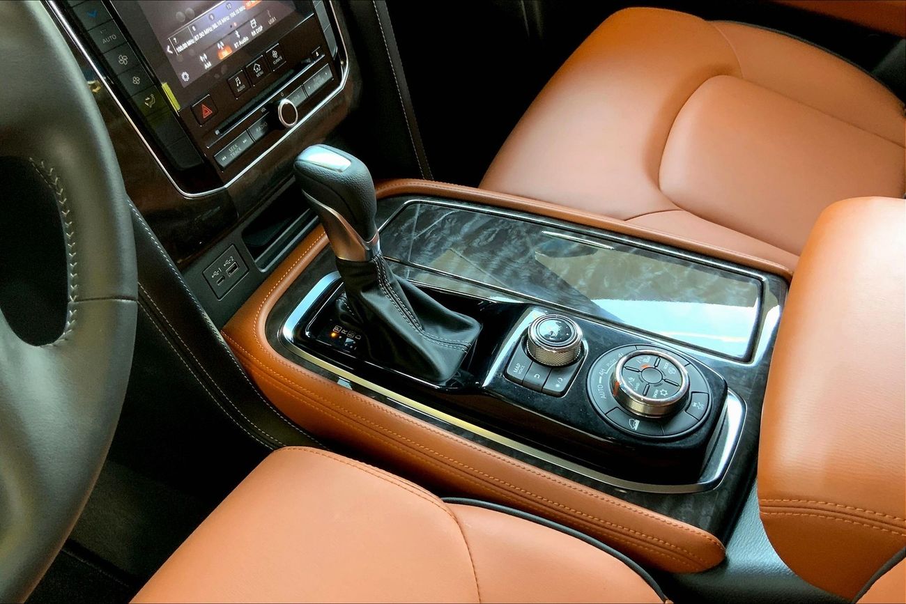 Nissan Patrol SE Titanium