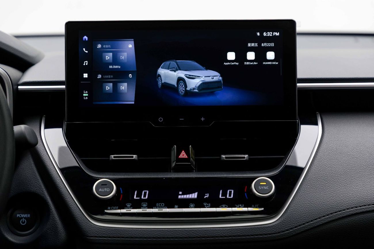 Toyota Frontlander Luxury Edition 2.0L - White Inside Black | Export Only