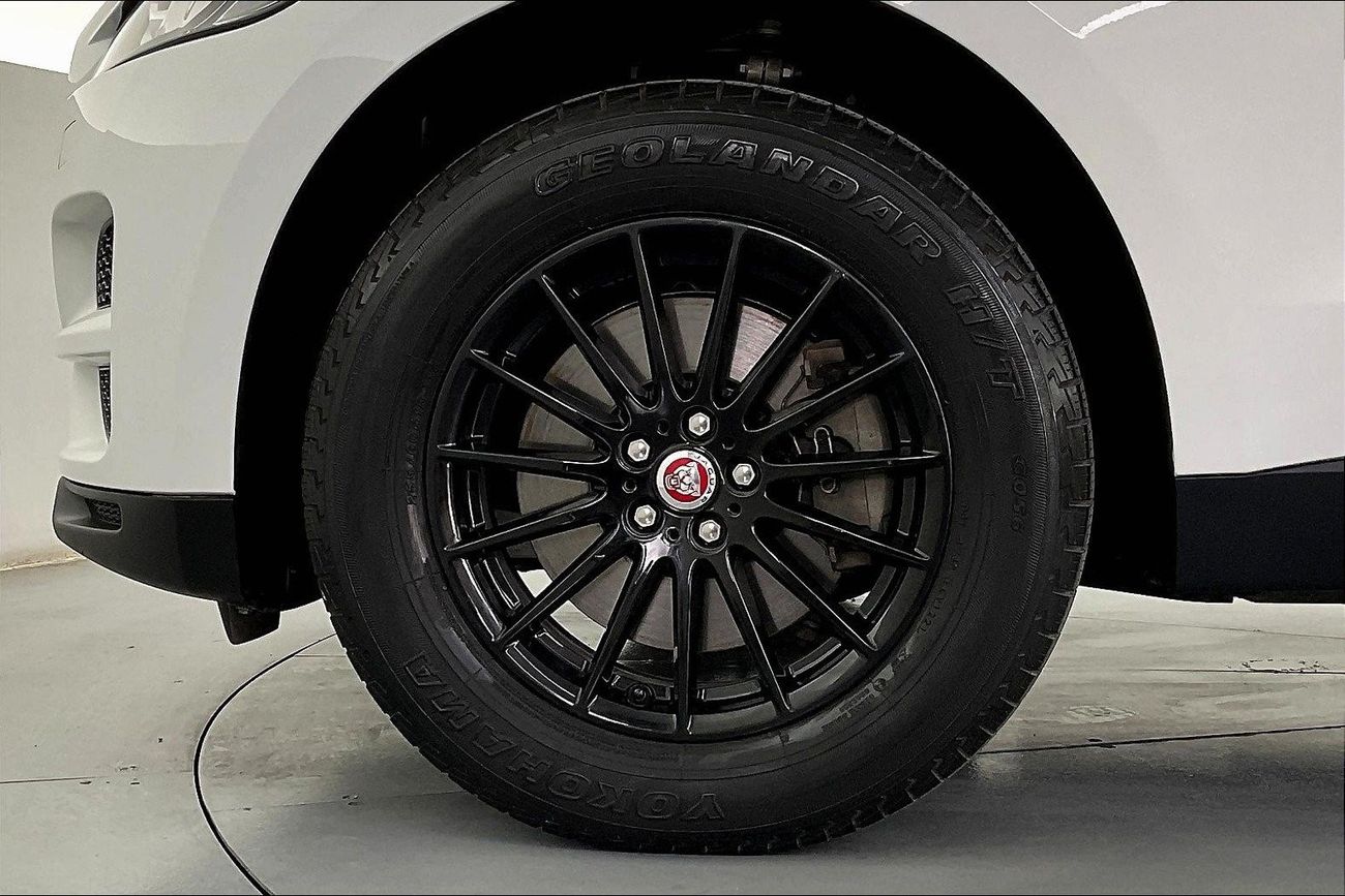 Jaguar F-PACE Pure