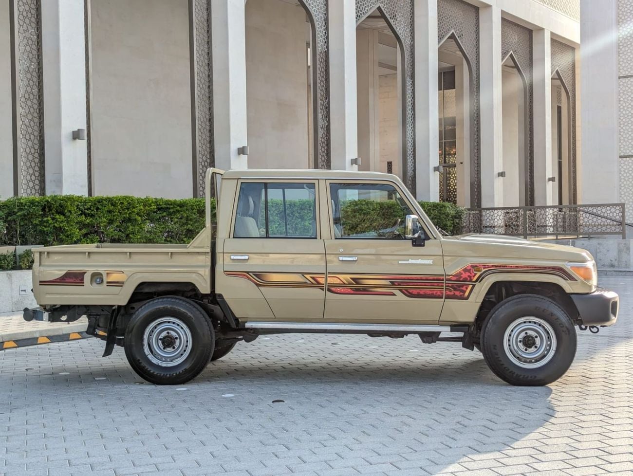 Toyota Land Cruiser Pick Up Toyota LC79 double cabin LHD brown colour