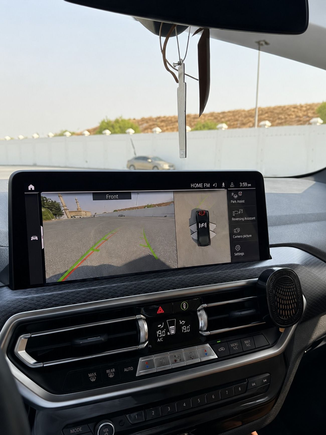 بي أم دبليو X4 XDRIVE30i LUXURY M SPORT PACKAGE