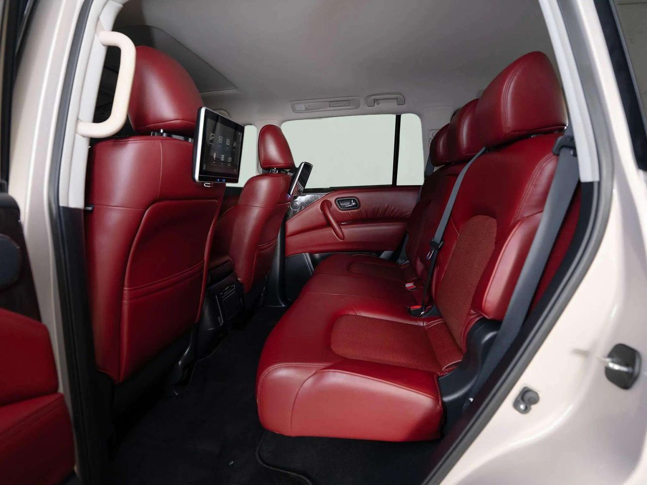 Nissan Patrol LE TITANIUM 5.6