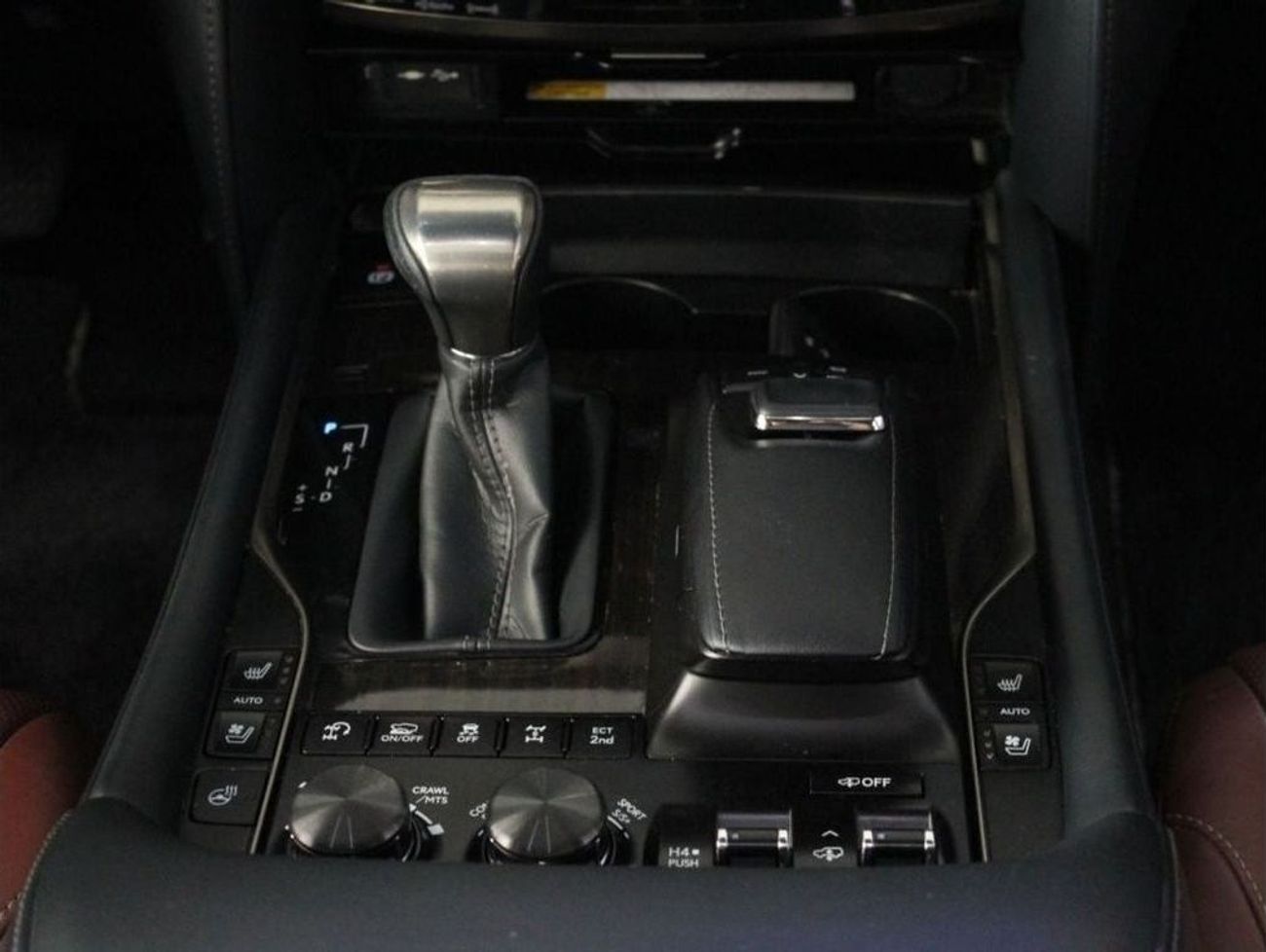 Lexus LX 570 Signature Black Edition