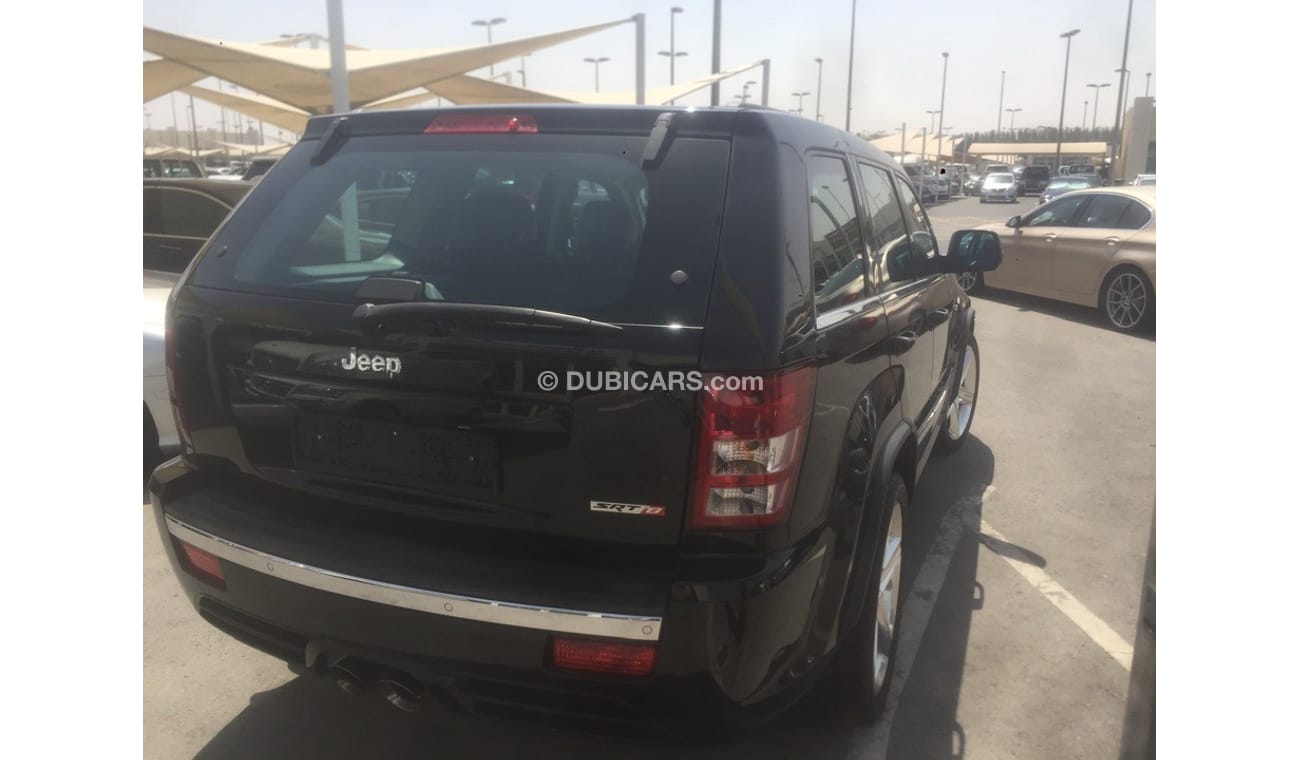 Jeep Grand Cherokee SRT