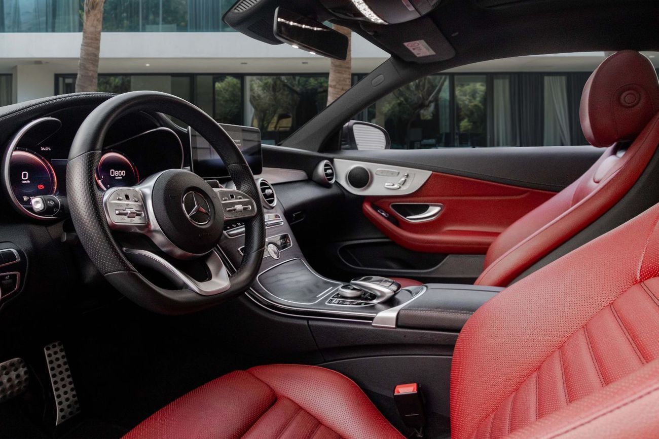 مرسيدس بنز C 200 Coupe | 2,438 P.M | 0% Downpayment | C300 AMG | Heads Up Display!