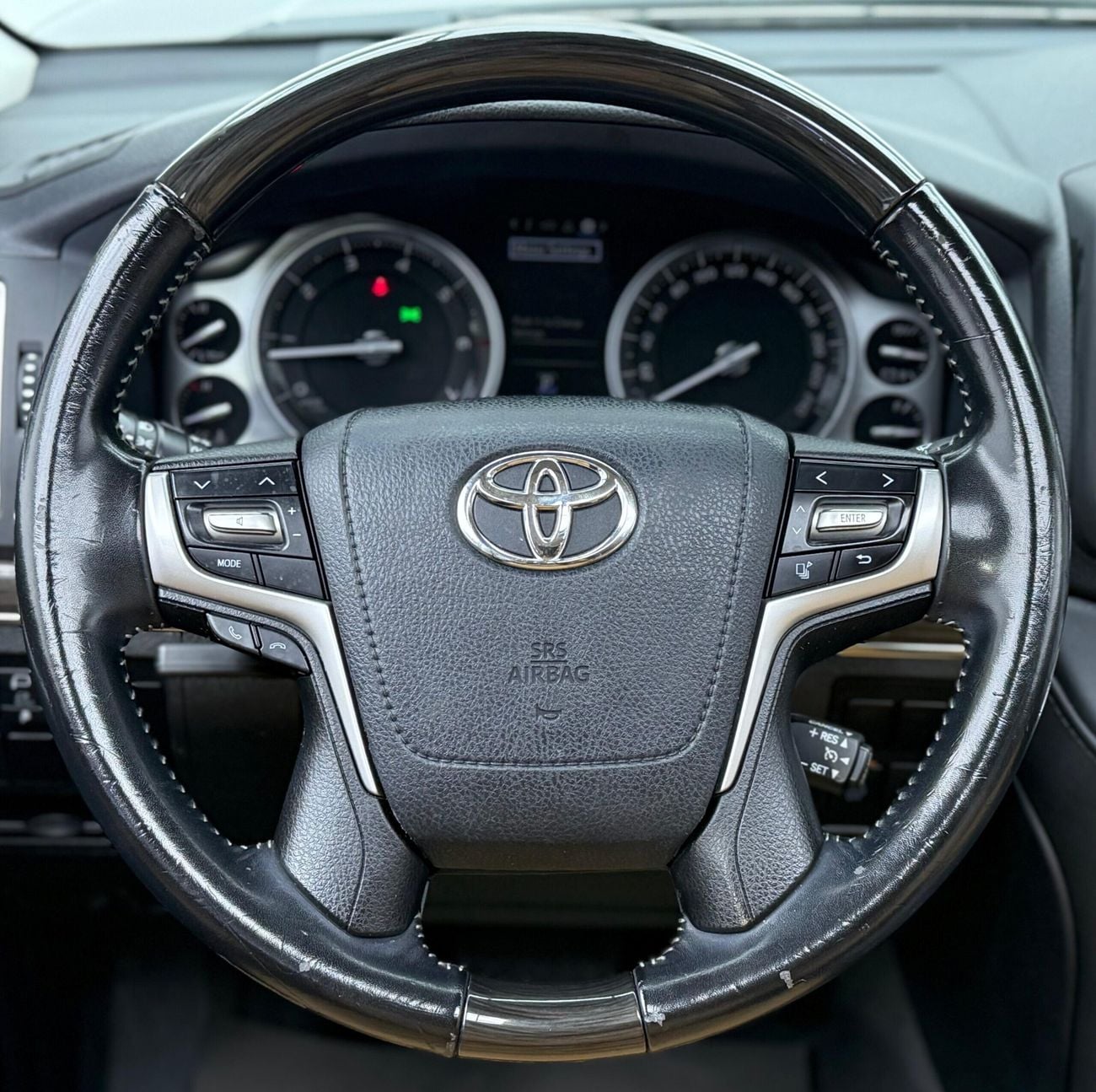 تويوتا لاند كروزر