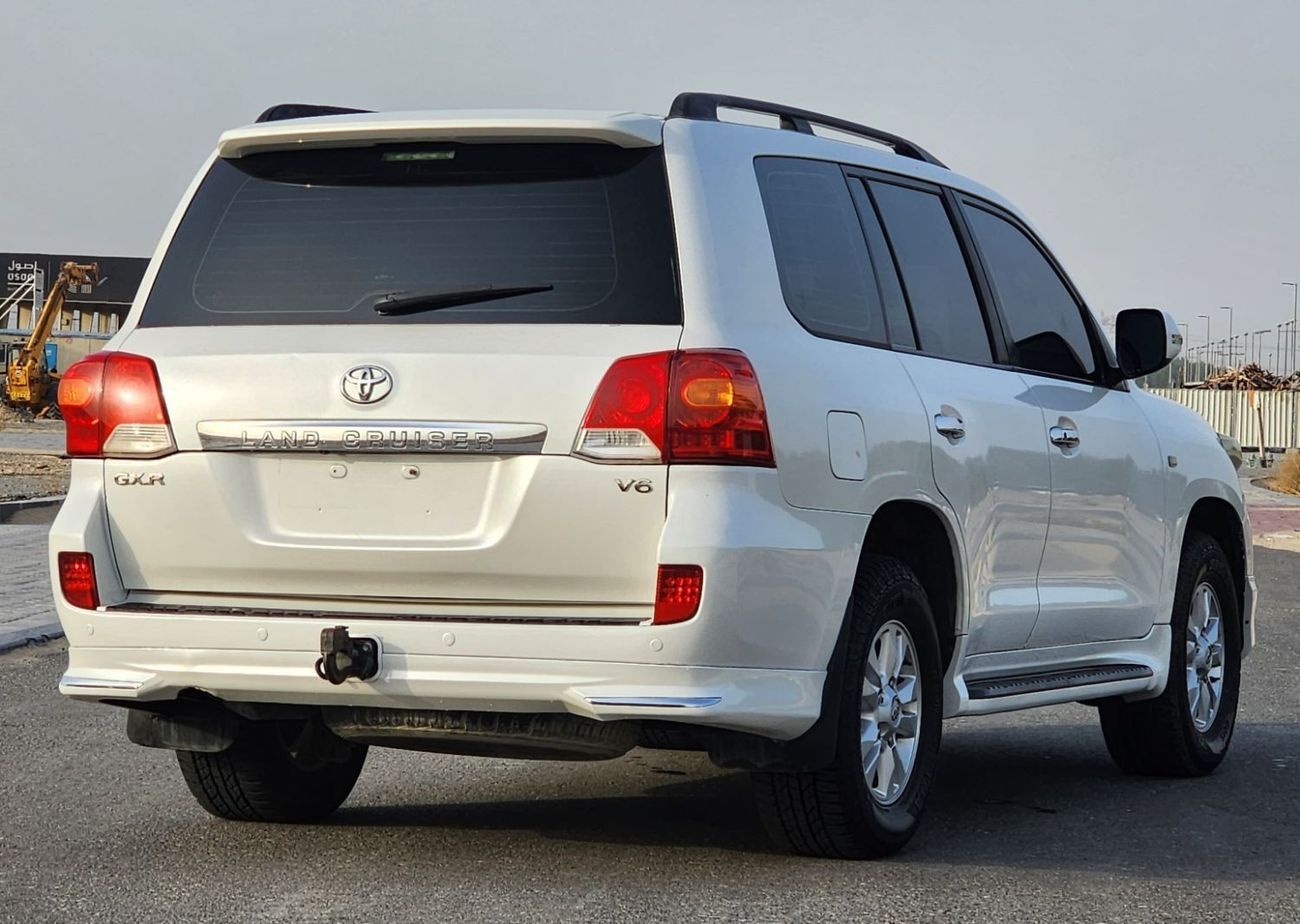 Toyota Land Cruiser GX.R V6