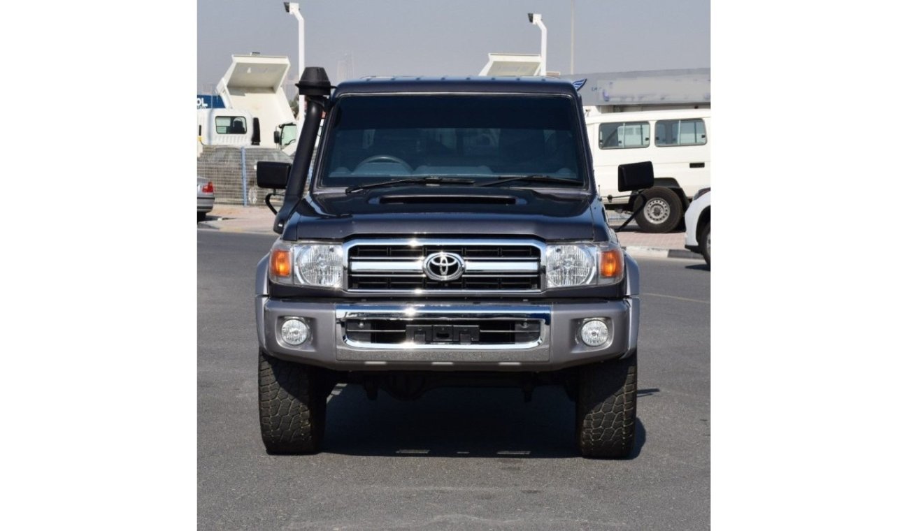 Toyota Land Cruiser Pick Up