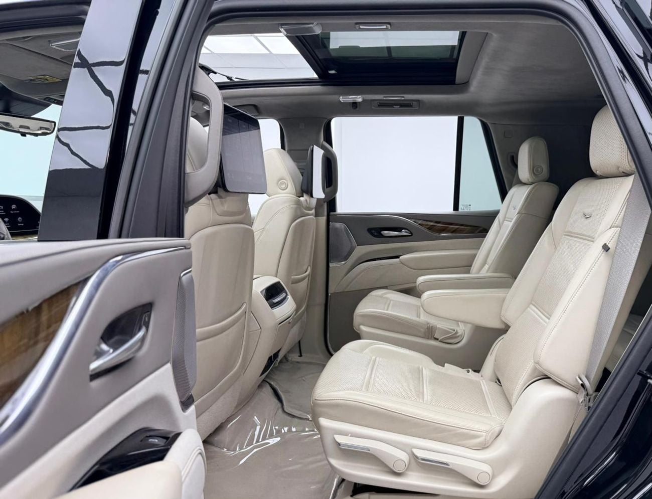 Cadillac Escalade Premium Luxury 6.2L 4WD 2021 Cadillac Escalade Premium Luxury, Warranty, Full Agency Service History