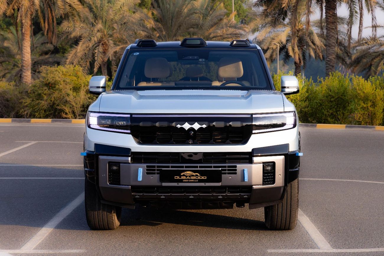 BYD Leopard 8 Smart and Brave Flagship Edition (7 Seats)