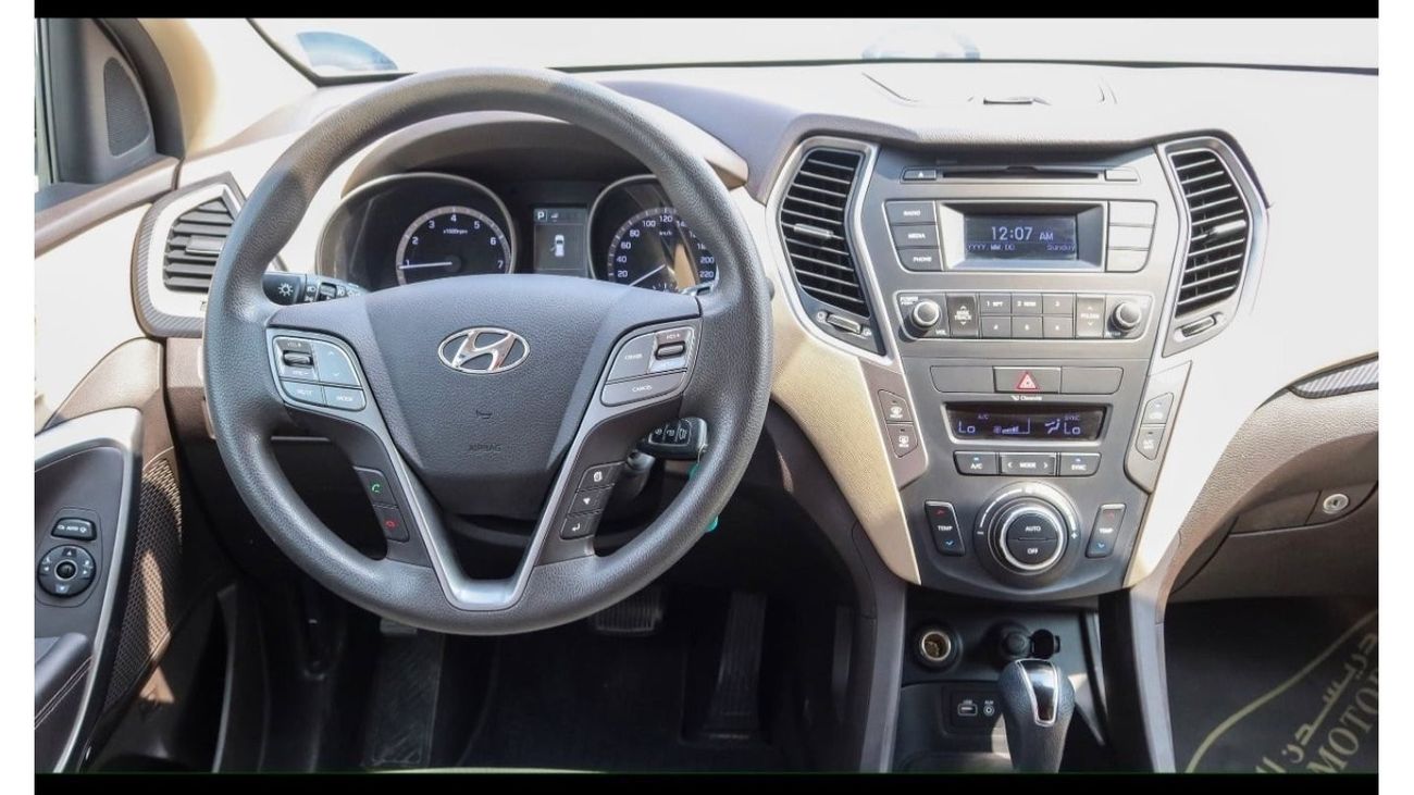 Hyundai Santa Fe GL خاليه من الحوادث