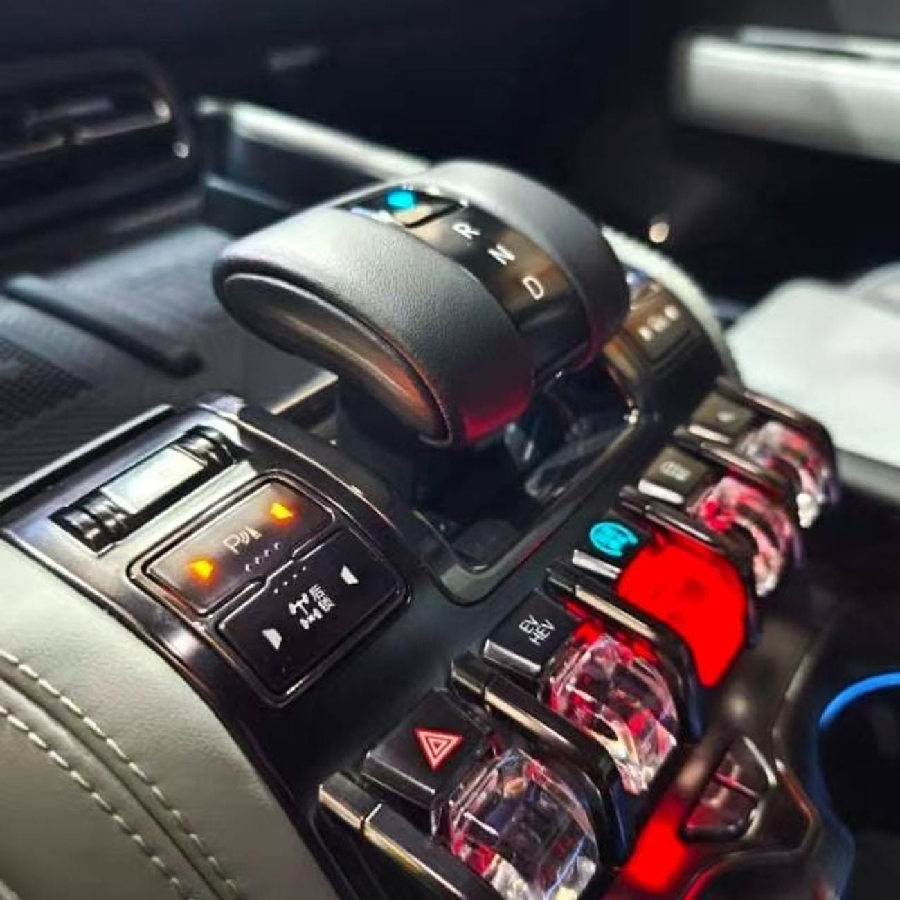 BYD Leopard 5 STD (NON GCC)