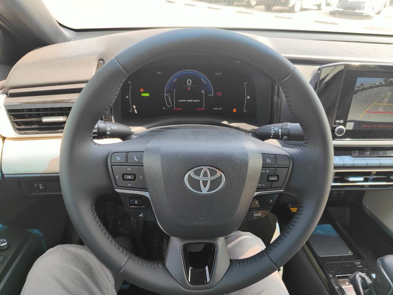 Toyota Camry 2025 Toyota Camry LE with Panoramic Roof 2.5L 4-Cyl Hybrid A/T FWD Export Only
