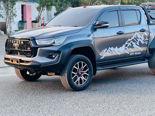 تويوتا هيلوكس ADV 2.8L
