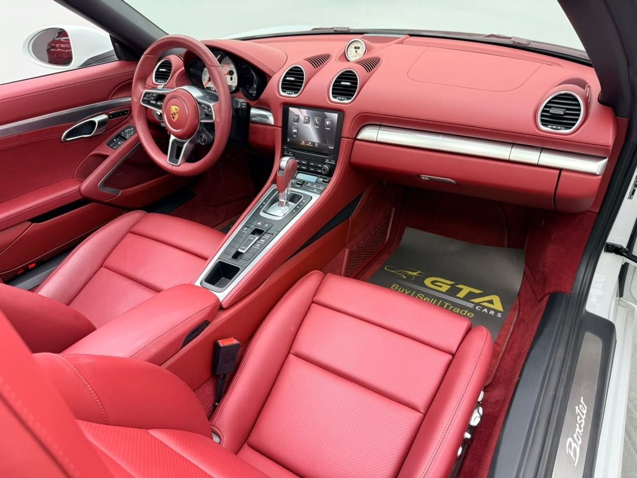 Porsche 718 Boxster STANDARD 2021 Porsche 718 Boxster, Warranty, Full Porsche Service History, Sport Chrono Package, GCC