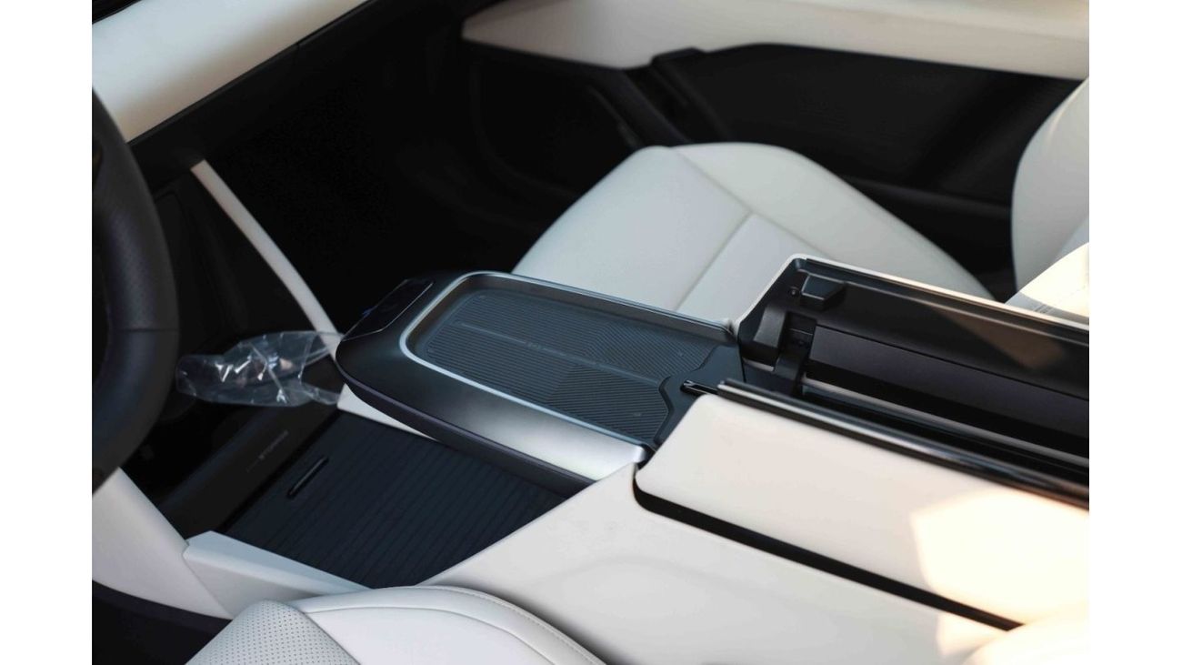 Ji Yue 01 2024 JIYUE 01 MAX - Grey inside White | Export Only