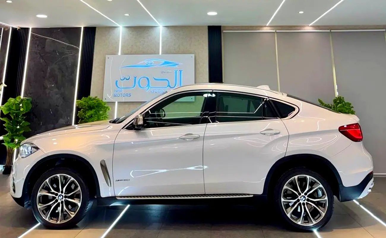 بي أم دبليو X6 50i M Sport 4.4L