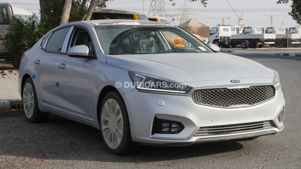 Kia cadenza price uae