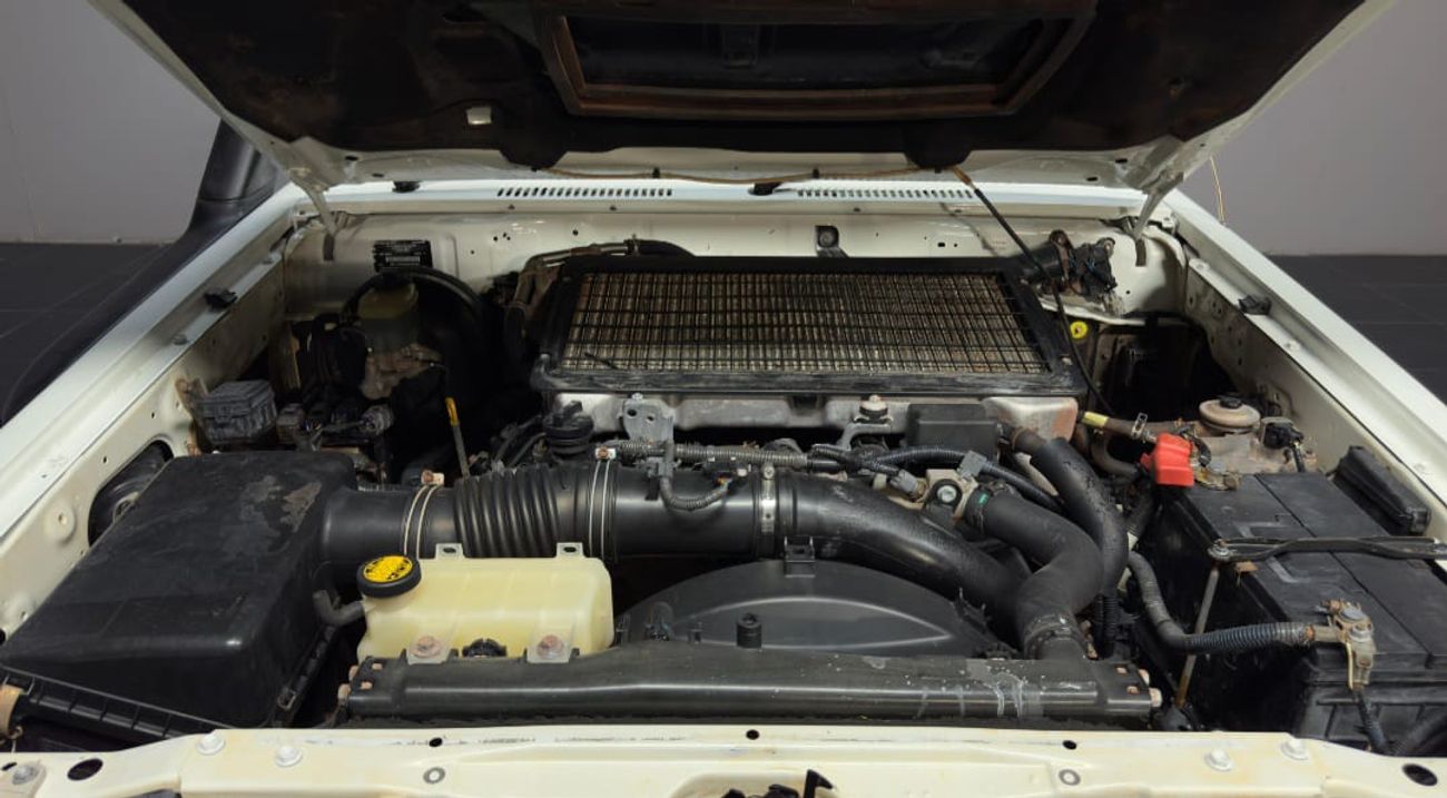 Toyota Land Cruiser 70 Hard Top 2011 Model RHD Diesel Engine V8 Turbo 1VD 4.5 litter Clean Title