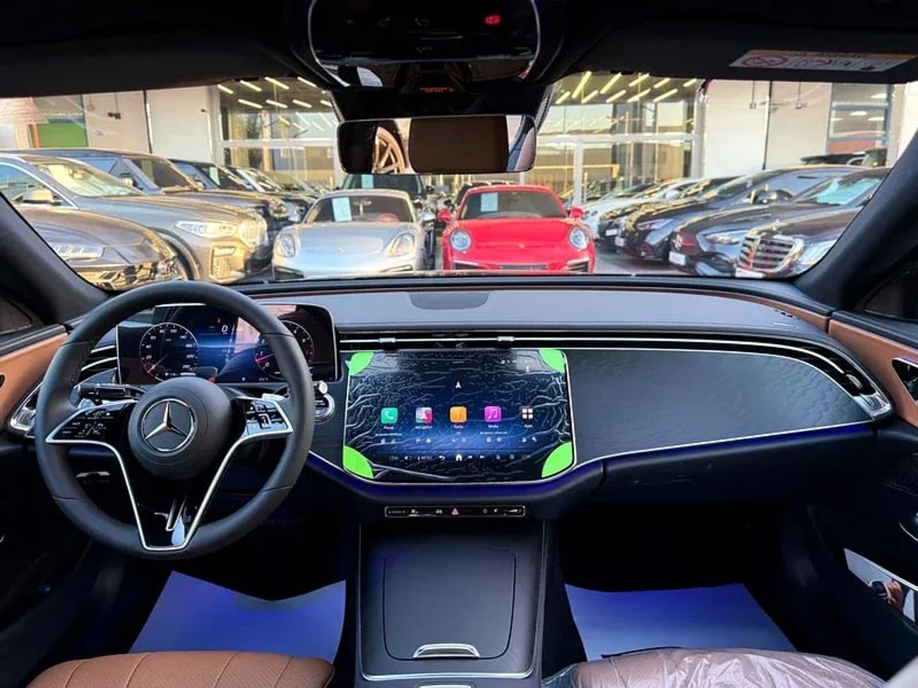 مرسيدس بنز E200 2.0L