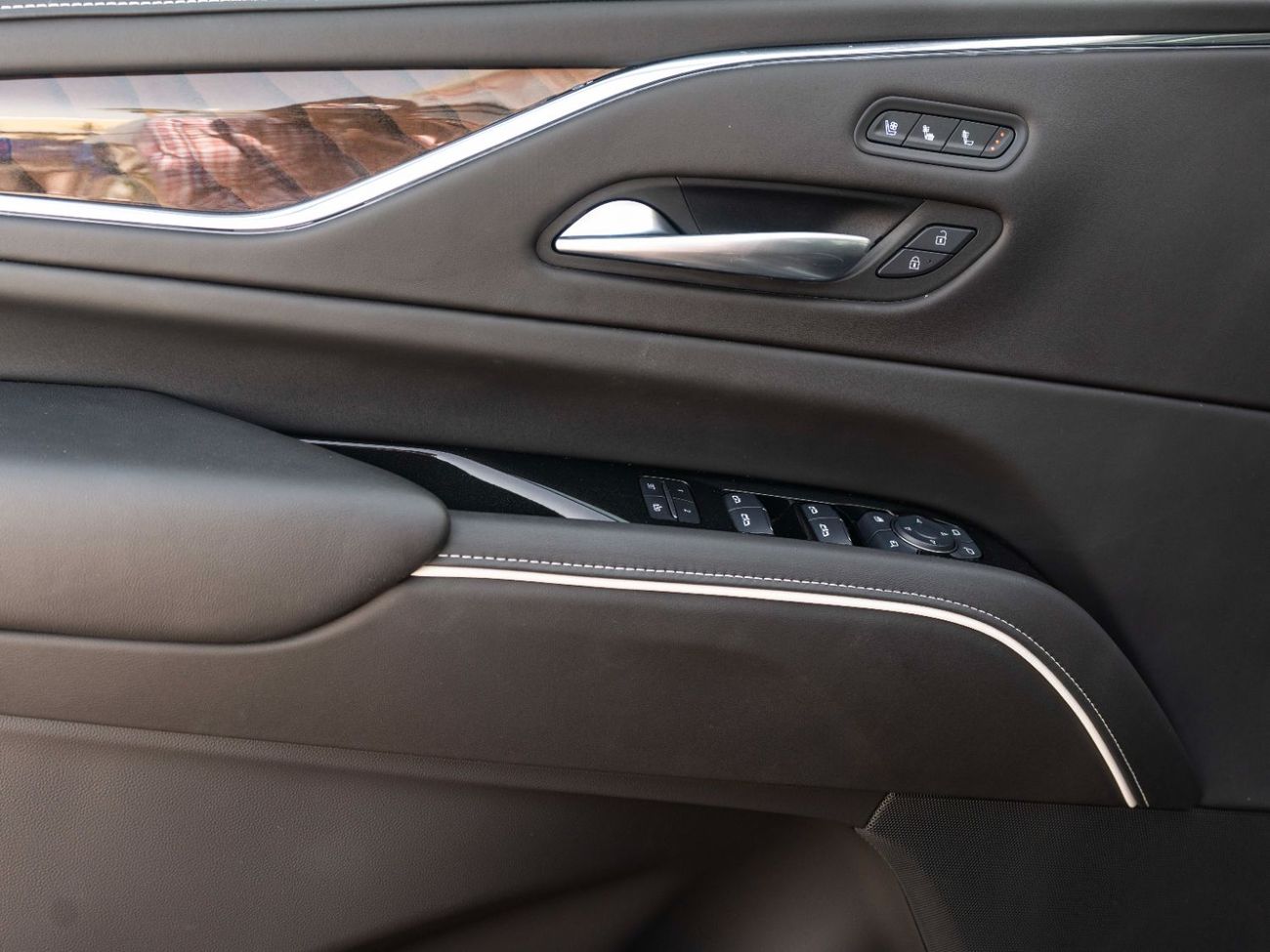 كاديلاك إسكالاد Sport Platinum 6.2L AWD