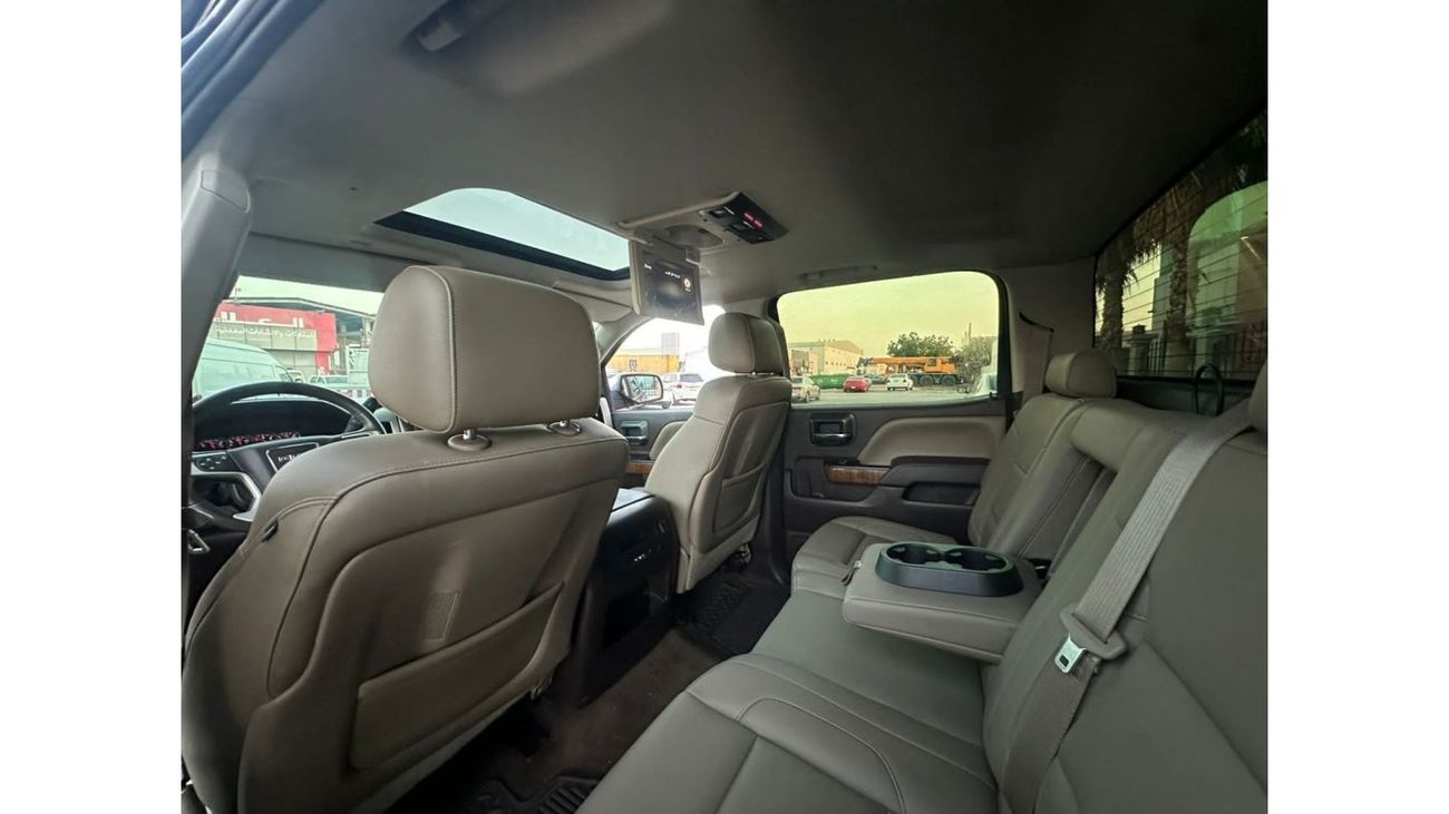 جي أم سي سييرا 1500 دينالي