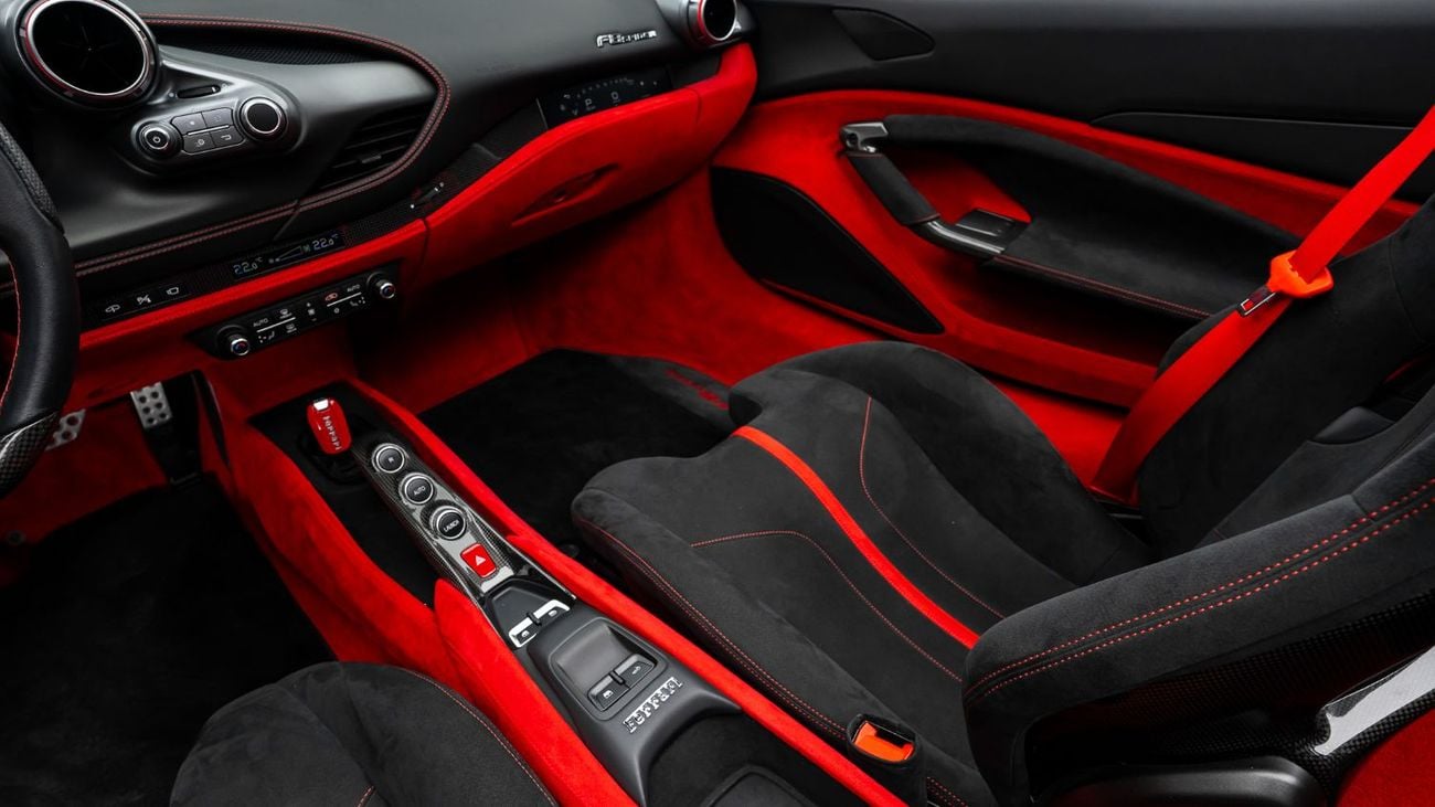 Ferrari F8 Spider - 2022 - Euro Specs - Under Service Contract