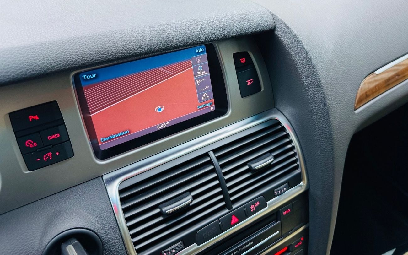 Audi Q7 GCC .. S line .. Full Options .. Perfect Condition .