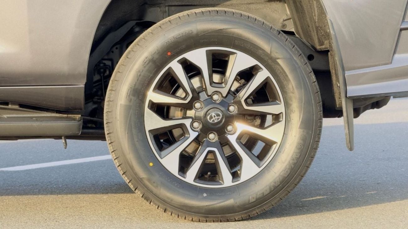 Toyota Prado 2010 | LHD | MODIFIED WITH LIMGENE BODY KIT | TESLA SCREEN | BEIGE LEATHER SEAT | PUSH START ENGINE