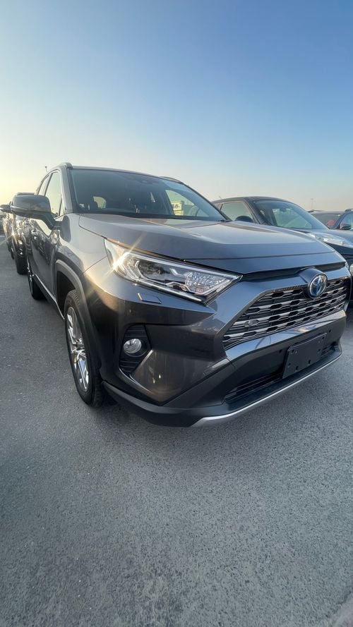 تويوتا راف ٤