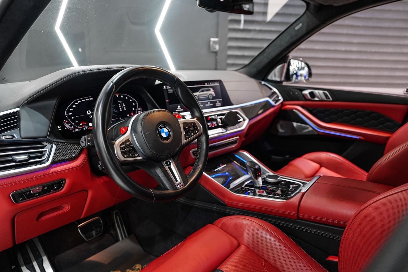 BMW X5M Competition 4.4L Carbon Interior, Driving Assistance Pro, GCC Spec!!