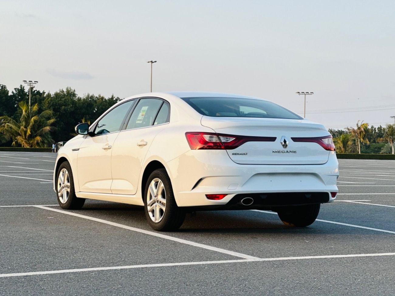 Renault Megane LE RENAULT MEGAN MODEL 2020 GCC SPACE