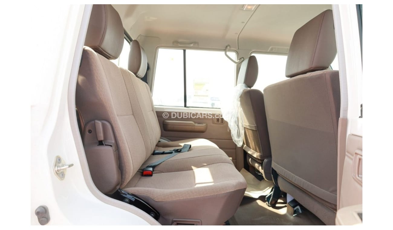 تويوتا لاند كروزر بيك آب LANDCRUISER 4.5 MT DOUBLE CABIN PICKUP WHITE 2023 * EXPORT ONLY *
