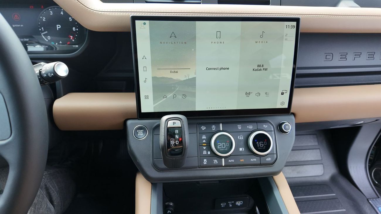 لاند روفر ديفندر LAND ROVER DEFENDER 110 P400 X-DYNAMIC 2026 WARRANTY 5 YEARS