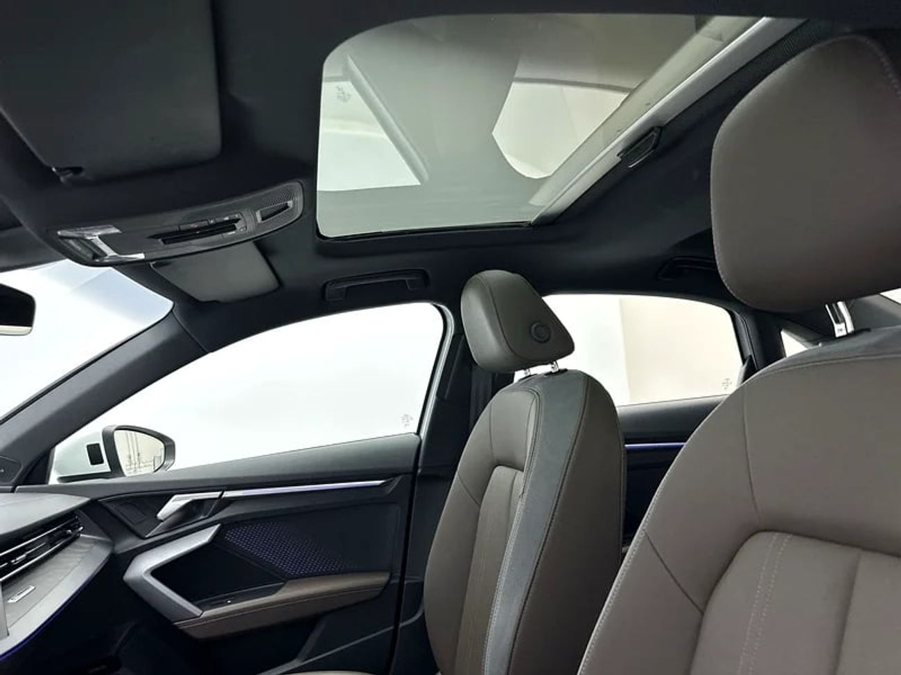 Audi A3 35 TFSI S Line 1.4L Sedan S line 35 TFSI 150hp (Ref# 043447)