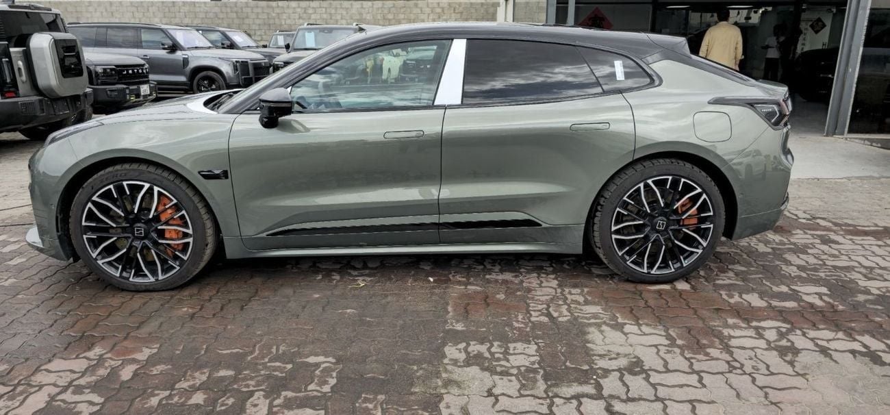 زيكر 001 Long Range RWD