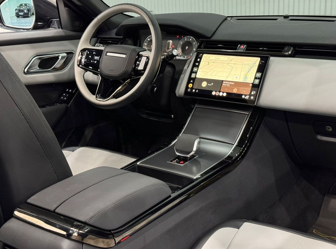 Land Rover Range Rover Velar 2024 Range Rover Velar Dynamic SE  P250, 5 Years Agency Warranty, Full Service History, GCC