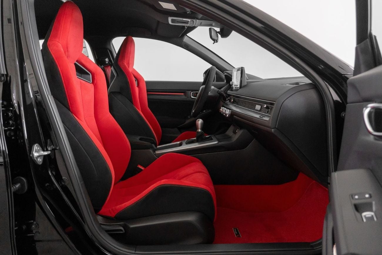 Honda Civic 2023 Honda Civic Type R / Honda Warranty and Service Contract