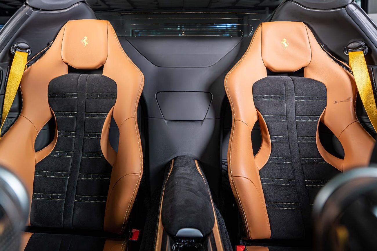 فيراري 812 GTS 