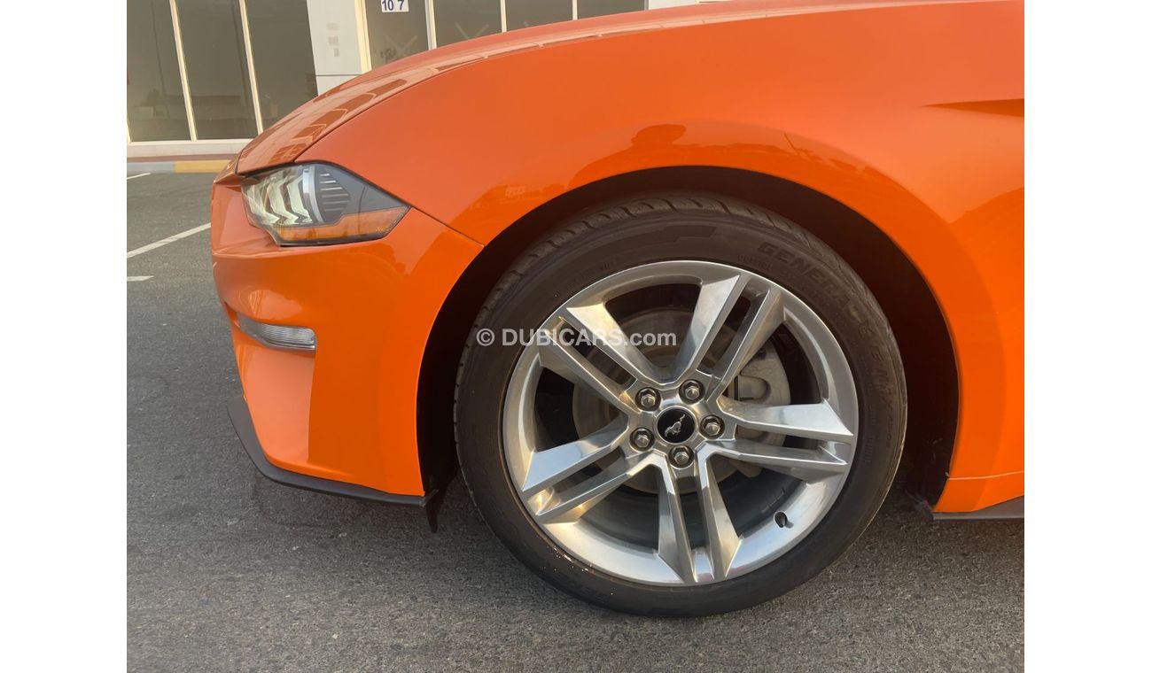 Ford Mustang EcoBoost Model 2020 2.3L RWD -  USA specs / low mileage