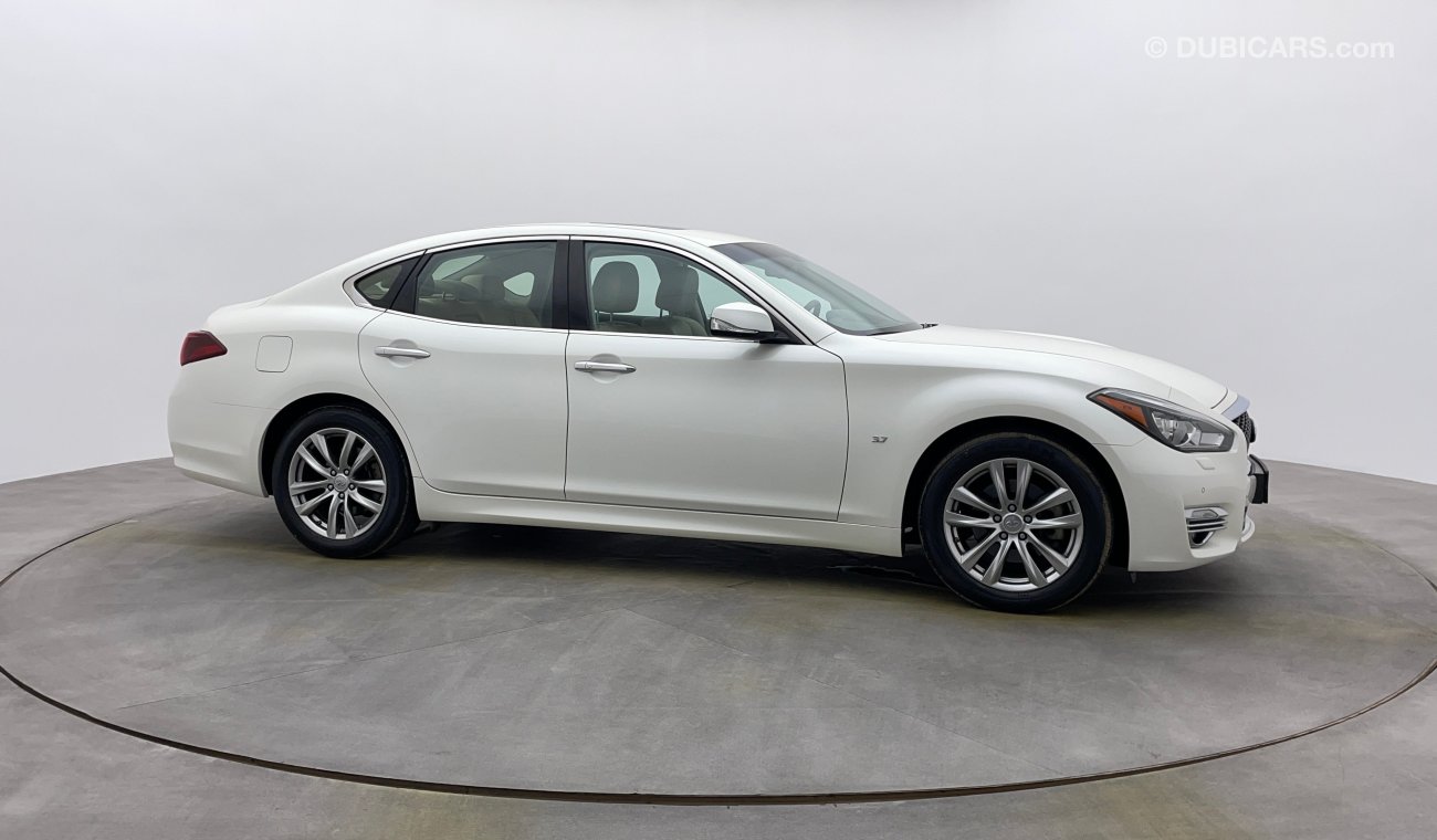 Infiniti Q70 Luxury 3,700