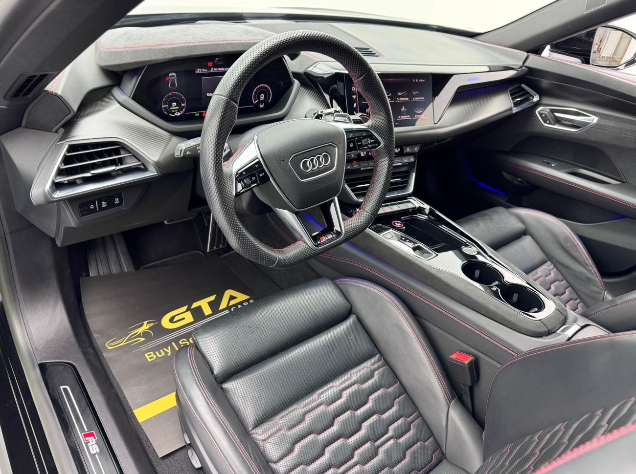 Audi etron GT 2023 Audi RS E-Tron GT, Agency Warranty + Service Contract, Full Options, Low Kms, GCC