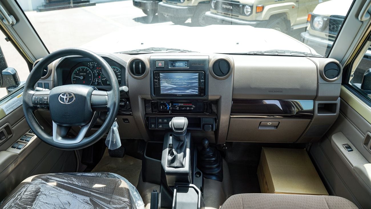 تويوتا لاند كروزر بيك آب