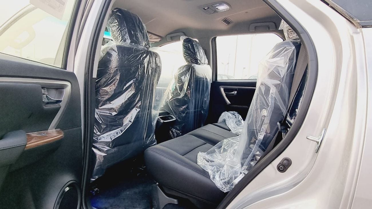 Toyota Fortuner TOYOTA FORTUNER 2.7L 4X4 LEATHER SEATS POWER SEATS FULL OPTION MY 2024
