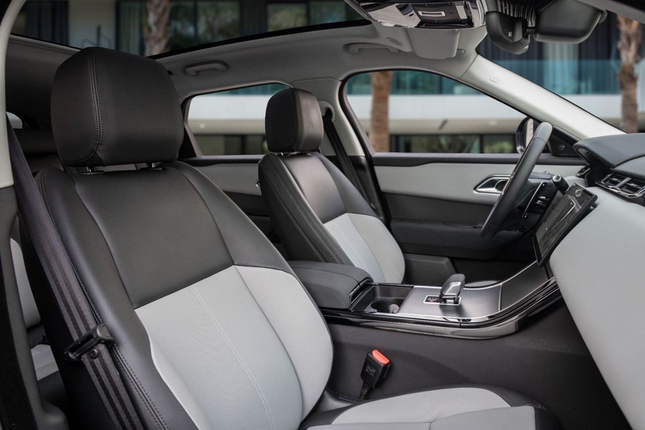 Land Rover Range Rover Velar R-Dynamic SE | 6,071 P.M  | 0% Downpayment | Agency Warranty